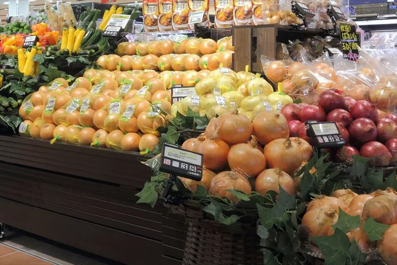 青果売り場が入り口に配置されるのはなぜ？